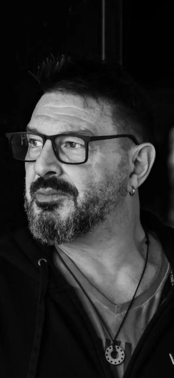 Damián De Santo, actor representado por Adrián Loureiro Agencia